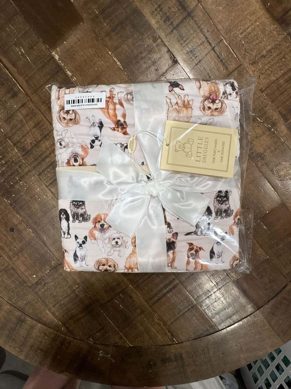 Little Snuggles Dog Days Multi-Dog Print Bamboo Blanket